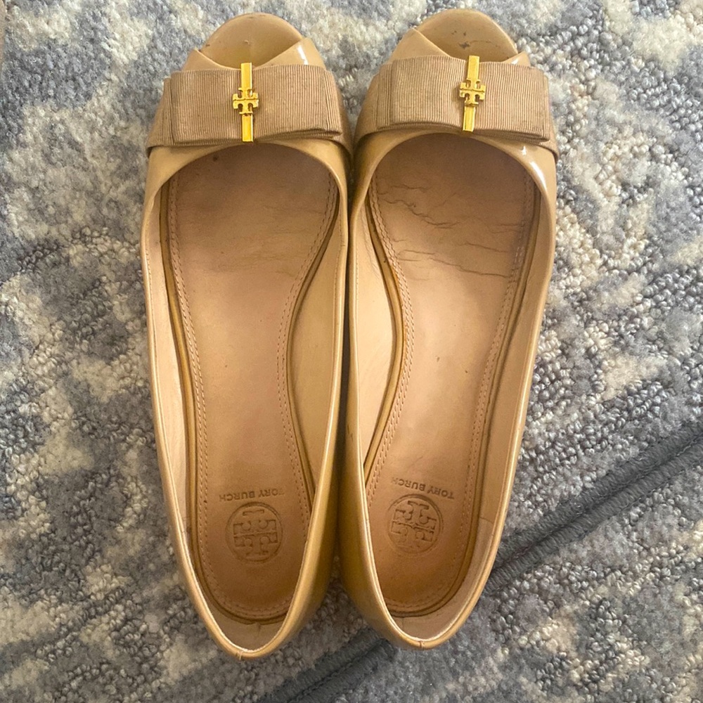 Tory open toe